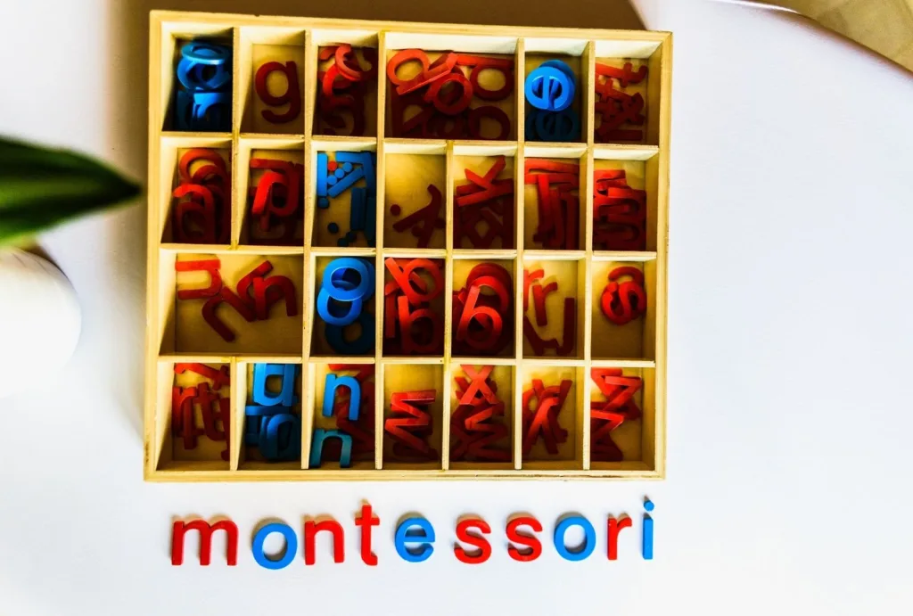 Reggio Emilia vs Montessori: Are They the Same Thing? 14 Montessori Reggio Approach Wooden Toys Toddler 21 1