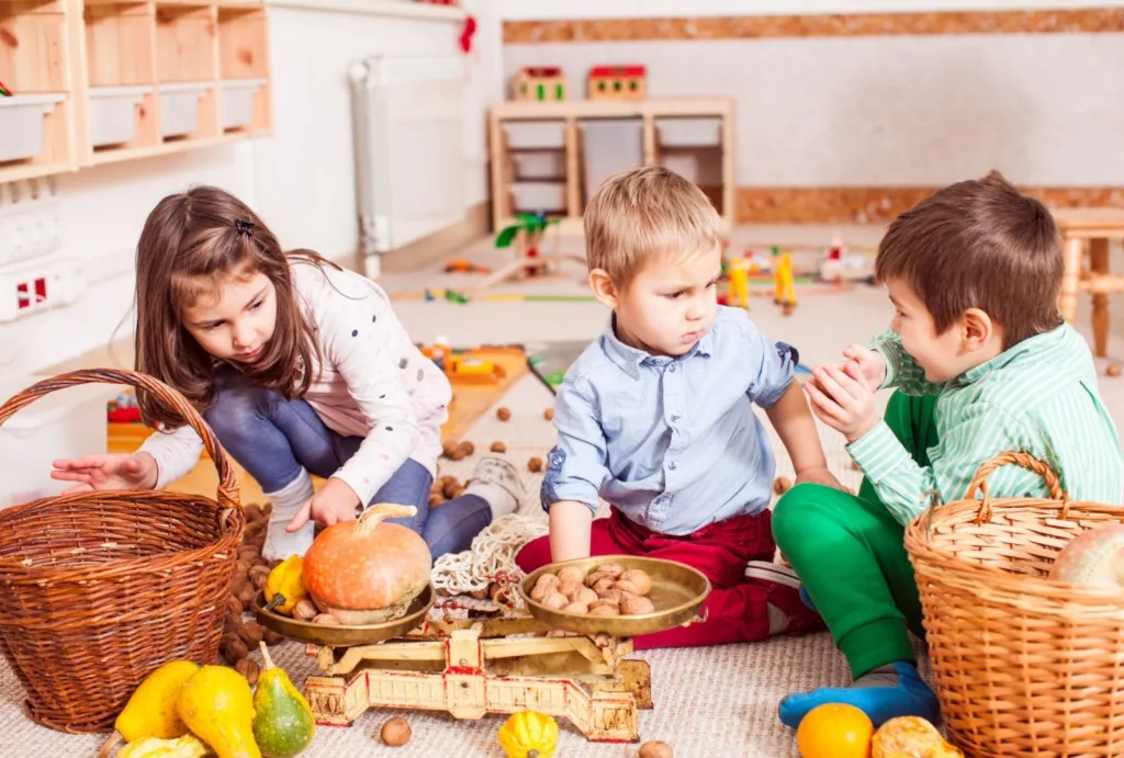 Reggio Emilia vs Montessori: Are They the Same Thing? 12 Montessori Reggio Approach Wooden Toys Toddler 43 1
